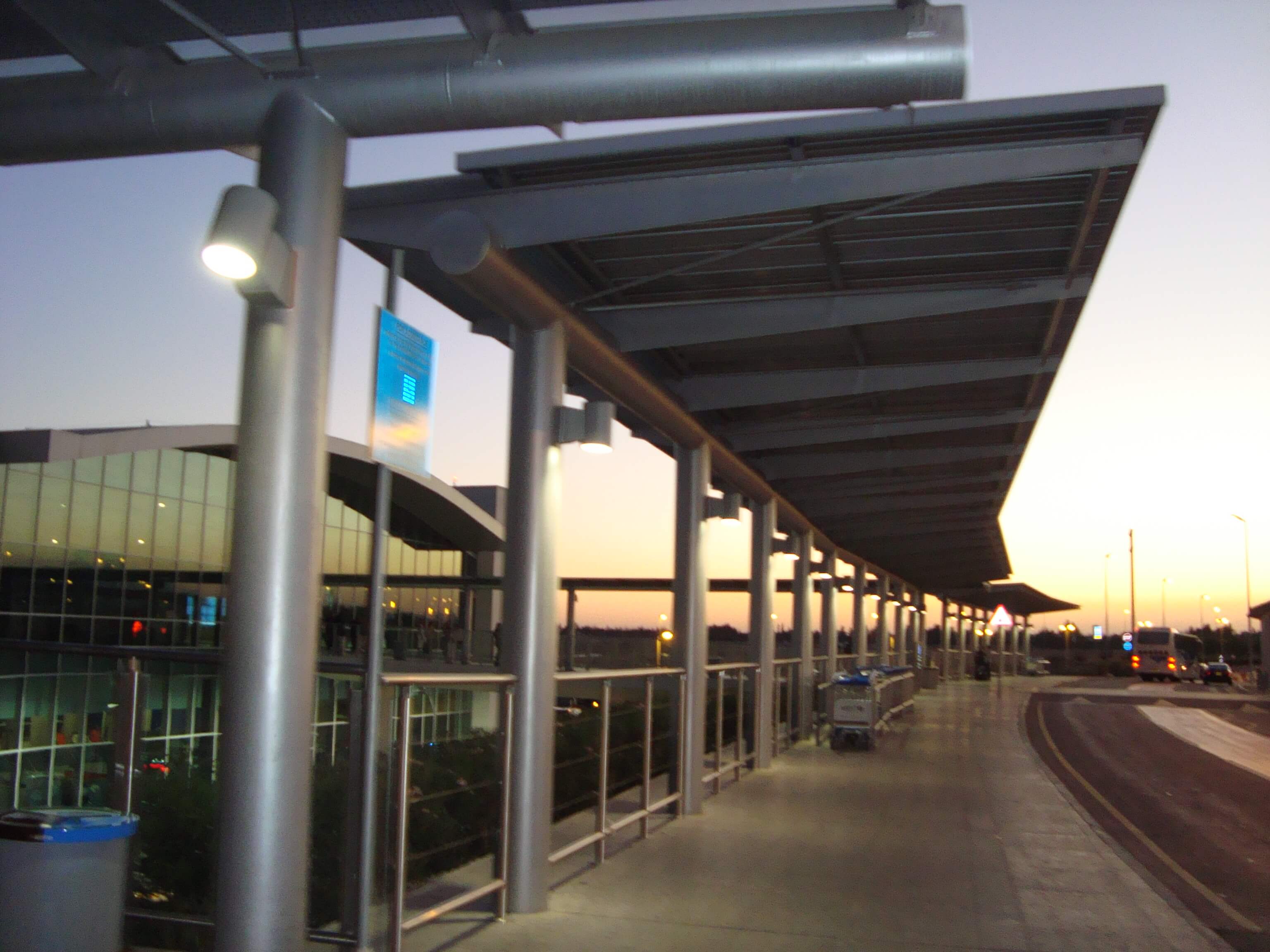 Larnaca International Airport 3.jpg