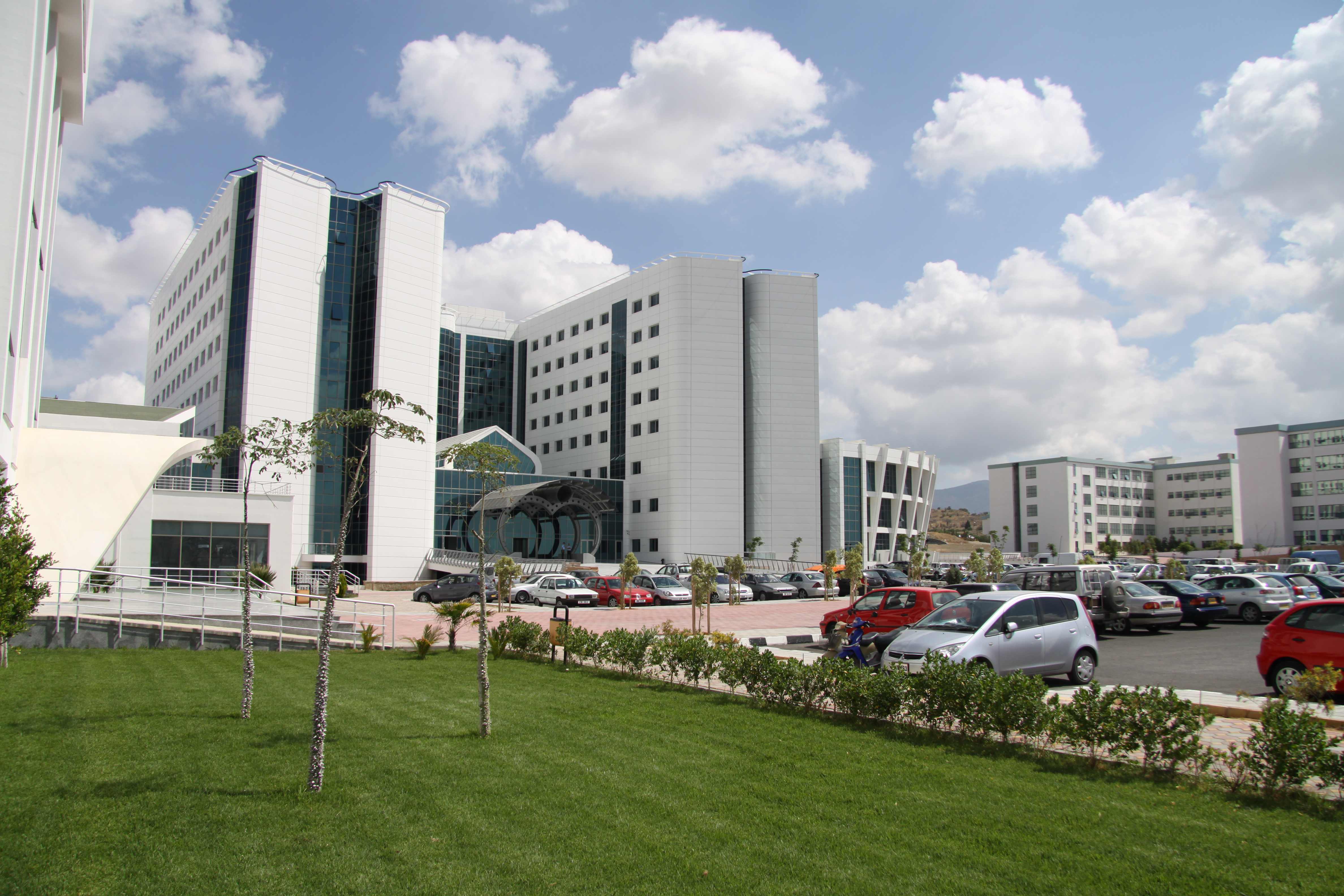 Near East University Yakin Dogu Universitesi3.jpg Near East University Yakin Dogu Universitesi3.jpg